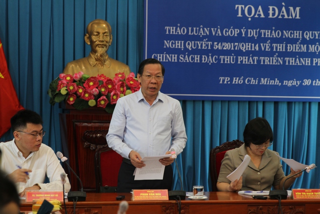 Chủ tịch UBND TPHCM nêu điểm mới của Nghị quyết thay thế Nghị quyết 54 - Ảnh 1. Chủ tịch UBND TPHCM nêu điểm mới của Nghị quyết thay thế Nghị quyết 54 - Ảnh 1.