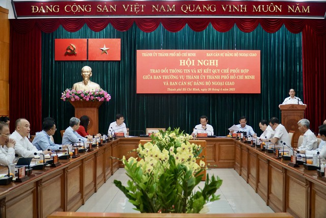 Chủ động, tăng cường phối hợp giữa Thành ủy TPHCM và Bộ Ngoại giao - Ảnh 4. Chủ động, tăng cường phối hợp giữa Thành ủy TPHCM và Bộ Ngoại giao - Ảnh 4.