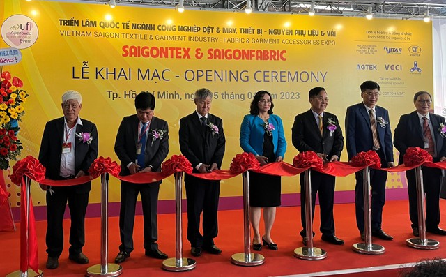 Hơn 1.300 đơn vị dự triển lãm chuyên ngành dệt may Saigontex 2023 - Ảnh 1. Hơn 1.300 đơn vị dự triển lãm chuyên ngành dệt may Saigontex 2023 - Ảnh 1.