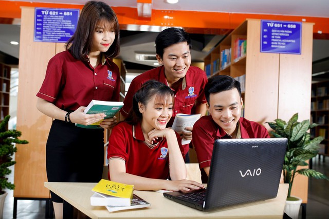 Trường ĐH Nguyễn Tất Thành công bố mức điểm sơ tuyển Đại học Chính quy đợt 1 năm 2023 - Ảnh 1.