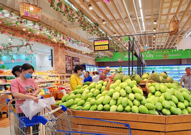 Co.opmart và Co.opXtra tại TPHCM triển khai chương trình &quot;Shopping season&quot;  - Ảnh 1.