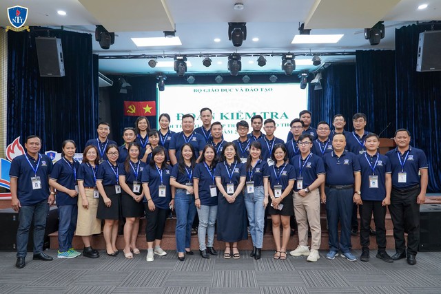 Trường ĐH Nguyễn Tất Thành ra quân thực hiện công tác thanh tra Kỳ thi tốt nghiệp THPT 2023 - Ảnh 1.