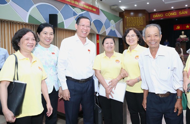 Khởi động lại chương trình kích cầu đầu tư trong tháng 9 - Ảnh 1. Khởi động lại chương trình kích cầu đầu tư trong tháng 9 - Ảnh 1.