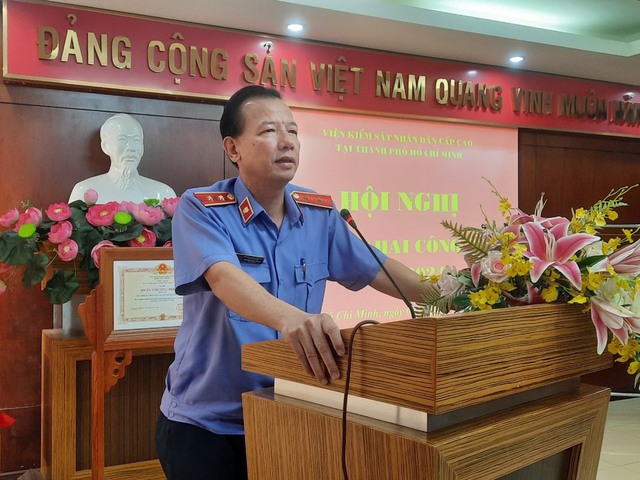 Viện KSND cấp cao tại TPHCM kiên quyết chống oan sai, chống bỏ lọt tội phạm- Ảnh 1.