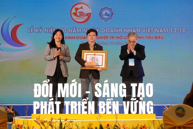 Saigon Co.op là doanh nghiệp tiêu biểu năm 2024- Ảnh 1.