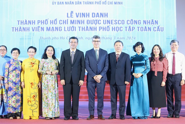 TPHCM đón Bằng công nhận 'Thành phố học tập toàn cầu' của UNESCO- Ảnh 3.