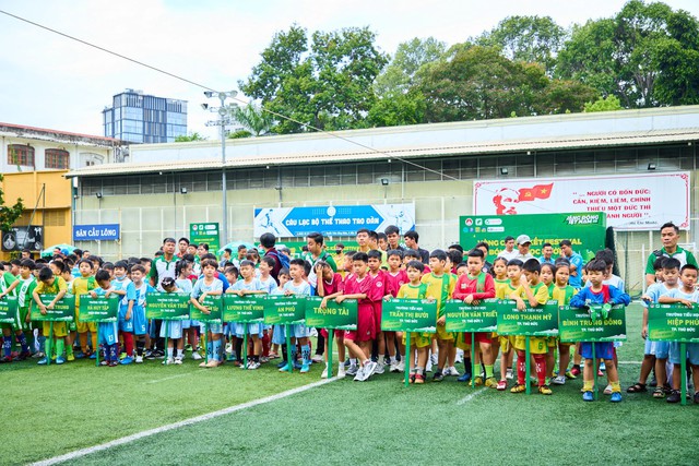 120 trường tiểu học tham gia vòng chung kết Festival Bóng đá học đường TPHCM- Ảnh 1.