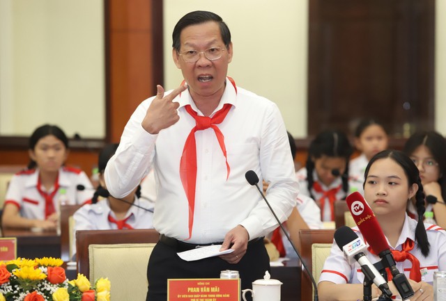 Lắng nghe thiếu nhi, Chủ tịch Phan Văn Mãi nêu 3 điều cần làm ngay- Ảnh 1.