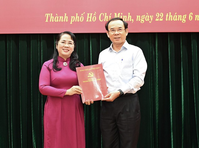 Bà Trần Kim Yến làm Chủ nhiệm Ủy ban Kiểm tra Thành ủy- Ảnh 1.