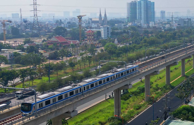 Thành phố đặt mục tiêu làm 183 km đường sắt đô thị vào 2035- Ảnh 1.