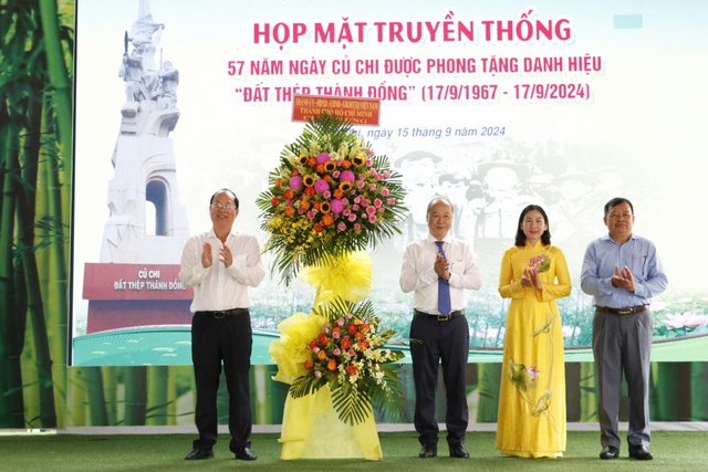 Củ Chi kỷ niệm 57 năm được phong danh hiệu 'Đất thép thành đồng'- Ảnh 2.