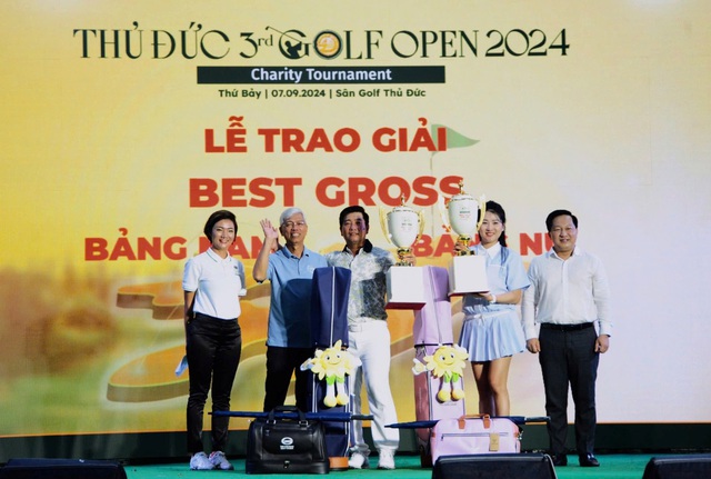 Kết thúc giải Golf, Thủ Đức quyên góp được hơn 40 tỷ đồng- Ảnh 1.