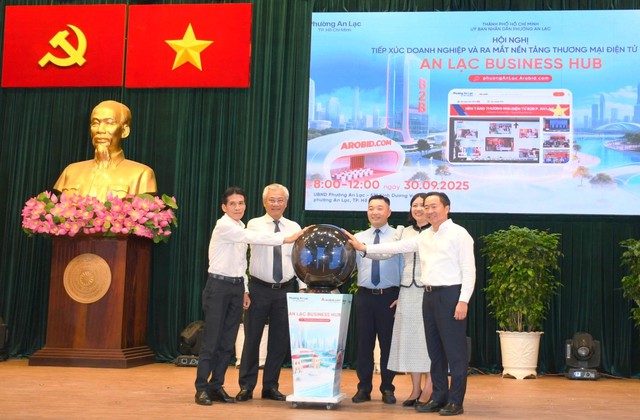 TPHCM chuyển đổi số lan tỏa tại các chợ truyền thống và phường, xã- Ảnh 3.