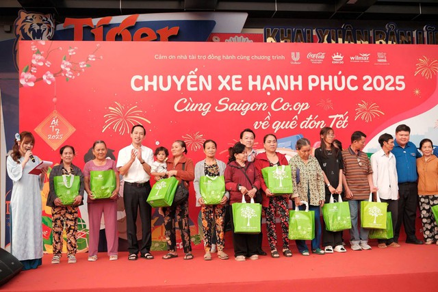 Saigon Co.op đạt nhiều giải thưởng Doanh nghiệp – Doanh nhân – Sản phẩm tiêu biểu TPHCM 2025- Ảnh 3.