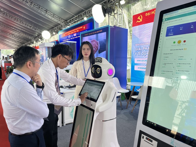 TPHCM tổ chức nhiều hoạt động hưởng ứng Ngày Chuyển đổi số quốc gia năm 2025- Ảnh 1. TPHCM tổ chức nhiều hoạt động hưởng ứng Ngày Chuyển đổi số quốc gia năm 2025- Ảnh 1.