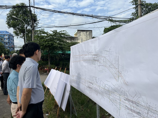 Đẩy nhanh tiến độ các dự án giao thông cửa ngõ, giúp TPHCM giảm ùn tắc- Ảnh 2. Đẩy nhanh tiến độ các dự án giao thông cửa ngõ, giúp TPHCM giảm ùn tắc- Ảnh 2.