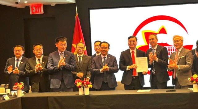 TPHCM đặt nền móng xây dựng Trung tâm Tài chính quốc tế- Ảnh 2. TPHCM đặt nền móng xây dựng Trung tâm Tài chính quốc tế- Ảnh 2.