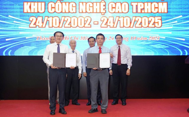 SHTP phát huy vai trò “hạt nhân” đưa TPHCM trở thành trung tâm công nghệ và đổi mới sáng tạo của khu vực- Ảnh 3. SHTP phát huy vai trò “hạt nhân” đưa TPHCM trở thành trung tâm công nghệ và đổi mới sáng tạo của khu vực- Ảnh 3.