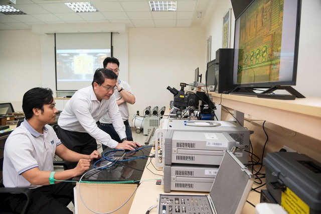 TPHCM tăng cường đào tạo và thu hút nhân lực chất lượng cao- Ảnh 2. TPHCM tăng cường đào tạo và thu hút nhân lực chất lượng cao- Ảnh 2.