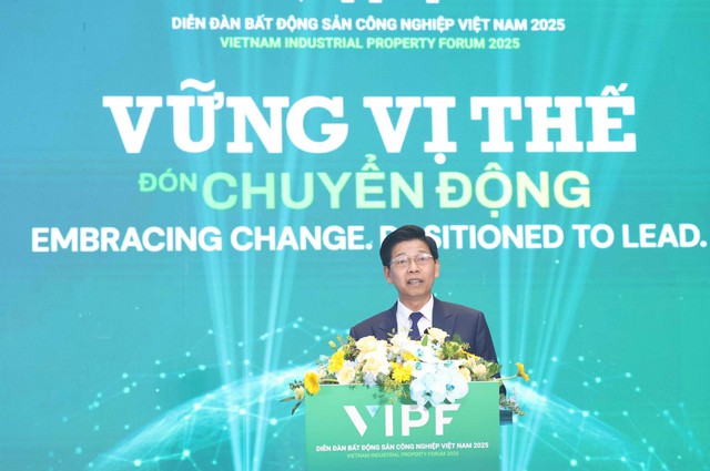 Bất động sản công nghiệp Việt Nam: Vững vị thế, đón chuyển động- Ảnh 1. Bất động sản công nghiệp Việt Nam: Vững vị thế, đón chuyển động- Ảnh 1.