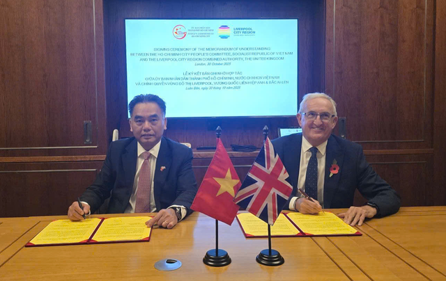 TPHCM ký kết Bản ghi nhớ hợp tác với Vùng Đô thị Liverpool (Vương quốc Anh)- Ảnh 1. TPHCM ký kết Bản ghi nhớ hợp tác với Vùng Đô thị Liverpool (Vương quốc Anh)- Ảnh 1.