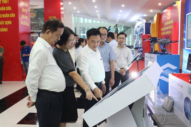 TPHCM đón 'làn sóng' đầu tư công nghệ cao- Ảnh 1. TPHCM đón 'làn sóng' đầu tư công nghệ cao- Ảnh 1.