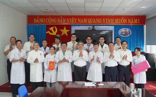 Đẩy mạnh công tác chăm sóc sức khỏe nhân dân ở vùng đảo xa đất liền- Ảnh 1.