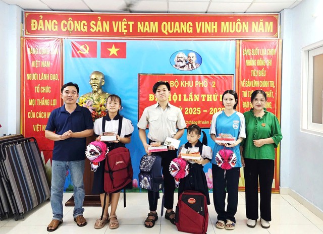 Nữ Bí thư Chi bộ tận tâm với công việc, hết lòng vì người dân- Ảnh 2. Nữ Bí thư Chi bộ tận tâm với công việc, hết lòng vì người dân- Ảnh 2.