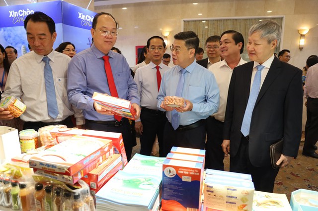 Mở rộng không gian liên kết vùng giữa TPHCM và Cà Mau- Ảnh 1.