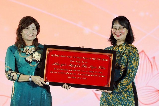 TPHCM tôn vinh, tri ân các nhà giáo tiêu biểu- Ảnh 2. TPHCM tôn vinh, tri ân các nhà giáo tiêu biểu- Ảnh 2.