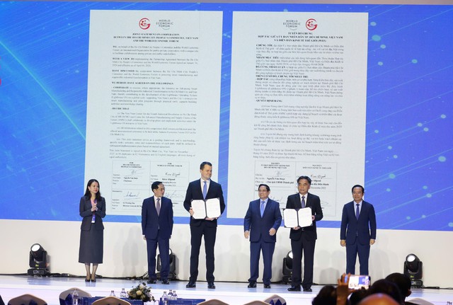 TPHCM và WEF ra Tuyên bố chung thúc đẩy sản xuất thông minh- Ảnh 1.