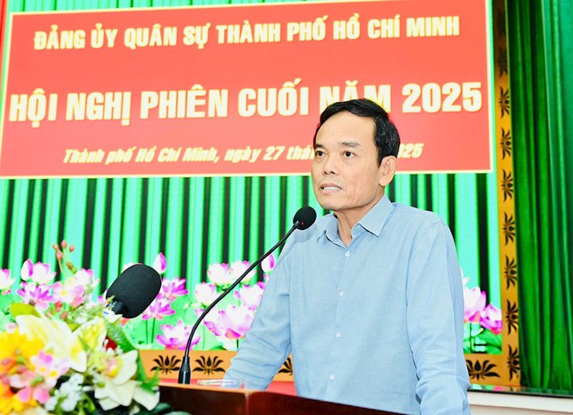 Lực lượng vũ trang TPHCM sẵn sàng ứng phó với thiên tai, hỗ trợ các địa phương vùng bão lũ- Ảnh 1. Lực lượng vũ trang TPHCM sẵn sàng ứng phó với thiên tai, hỗ trợ các địa phương vùng bão lũ- Ảnh 1.