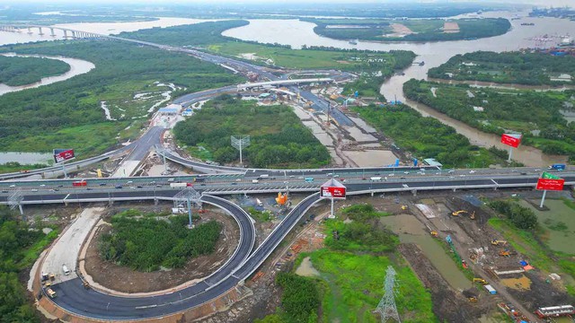 Đẩy nhanh tiến độ giải ngân các dự án trọng điểm- Ảnh 1.