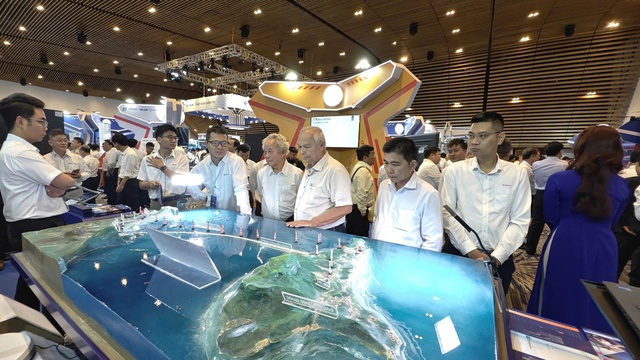 Khoa học công nghệ và chuyển đổi số là động lực then chốt để ngành điện phát triển bền vững- Ảnh 3.