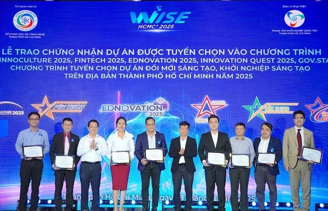 Trao chứng nhận 108 dự án xuất sắc về đổi mới sáng tạo, khởi nghiệp sáng tạo - Ảnh 1.