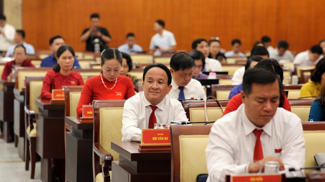 Đại biểu HĐND TPHCM đề nghị làm rõ chỉ tiêu kinh tế-xã hội và giải pháp cho năm 2026- Ảnh 1. Đại biểu HĐND TPHCM đề nghị làm rõ chỉ tiêu kinh tế-xã hội và giải pháp cho năm 2026- Ảnh 1.