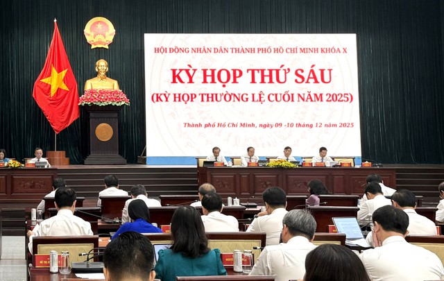 Thông qua 54 nghị quyết, tạo động lực phát triển mạnh mẽ cho năm 2026 - Ảnh 1.