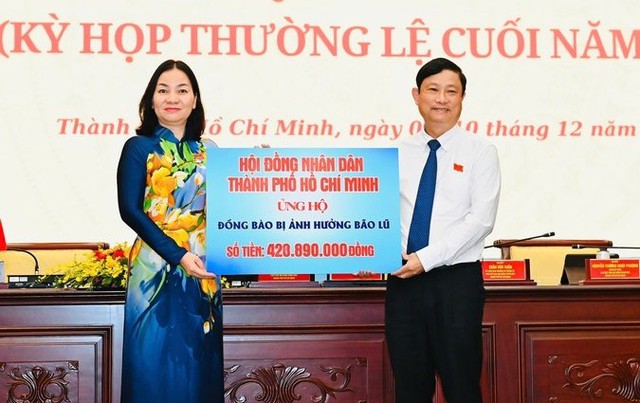 Thông qua 54 nghị quyết, tạo động lực phát triển mạnh mẽ cho năm 2026 - Ảnh 2.