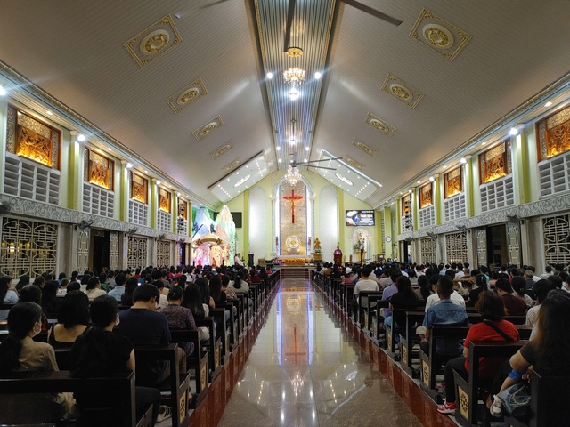 Rộn ràng không khí Giáng sinh tại TPHCM- Ảnh 8.