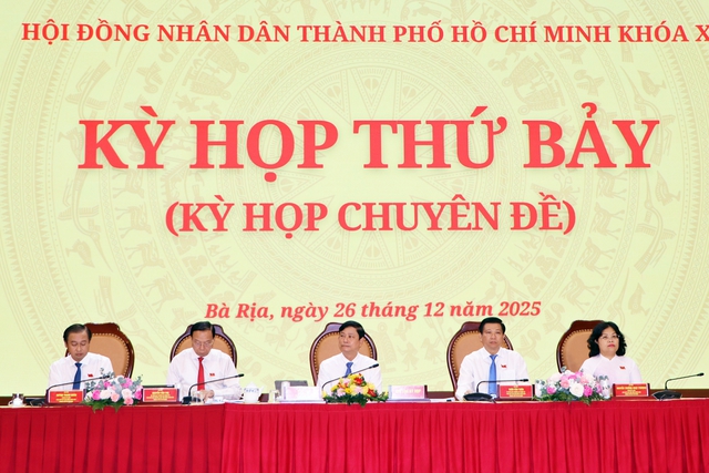 Khai mạc Kỳ họp thứ bảy HĐND TPHCM khóa X- Ảnh 1.