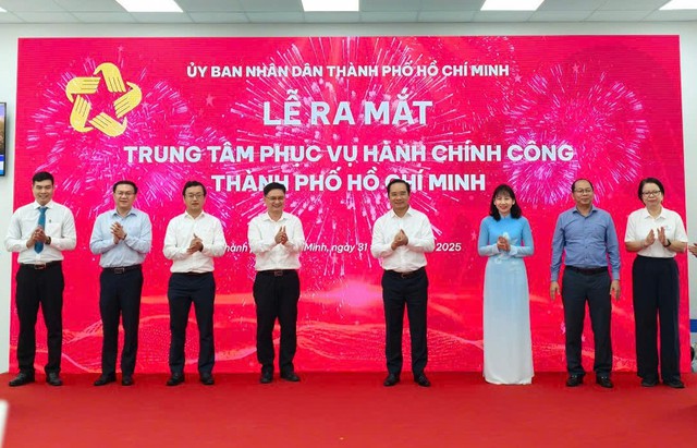 Ra mắt Trung tâm Phục vụ hành chính công TPHCM- Ảnh 1.
