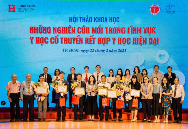 HIU tổ chức hội thảo khoa học: Tích hợp Y học cổ truyền tinh hoa và Y học hiện đại- Ảnh 1.