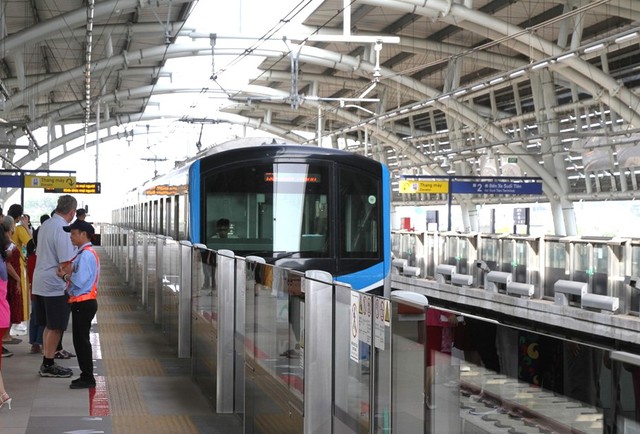 Tìm giải pháp để phát triển nhanh mạng lưới đường sắt đô thị tại TPHCM- Ảnh 1. Tìm giải pháp để phát triển nhanh mạng lưới đường sắt đô thị tại TPHCM- Ảnh 1.