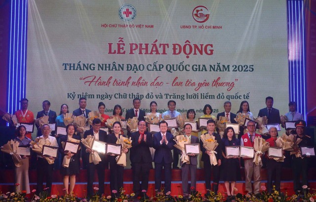 Lễ phát động Tháng Nhân đạo cấp quốc gia năm 2025- Ảnh 2. Lễ phát động Tháng Nhân đạo cấp quốc gia năm 2025- Ảnh 2.