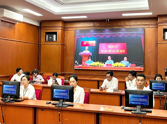 Thành phố chính thức vận hành thử nghiệm mô hình chính quyền địa phương 2 cấp- Ảnh 1. Thành phố chính thức vận hành thử nghiệm mô hình chính quyền địa phương 2 cấp- Ảnh 1.