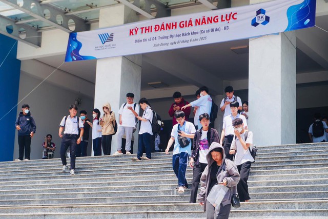 Đại học Quốc gia TPHCM: Hơn 92.000 thí sinh đã có điểm đánh giá năng lực đợt 2- Ảnh 1. Đại học Quốc gia TPHCM: Hơn 92.000 thí sinh đã có điểm đánh giá năng lực đợt 2- Ảnh 1.
