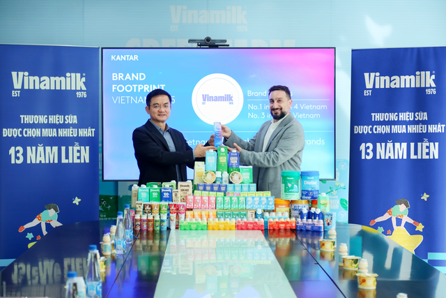 Vinamilk: Có 5 nhãn hàng thuộc top 10 thương hiệu sữa được chọn mua nhiều nhất- Ảnh 1. Vinamilk: Có 5 nhãn hàng thuộc top 10 thương hiệu sữa được chọn mua nhiều nhất- Ảnh 1.