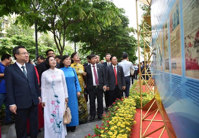 TPHCM kỷ niệm 100 năm Ngày Báo chí cách mạng Việt Nam- Ảnh 3. TPHCM kỷ niệm 100 năm Ngày Báo chí cách mạng Việt Nam- Ảnh 3.