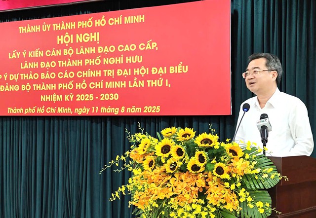 Lấy ý kiến lãnh đạo nghỉ hưu góp ý Dự thảo Báo cáo chính trị Đại hội Đảng bộ Thành phố- Ảnh 1.