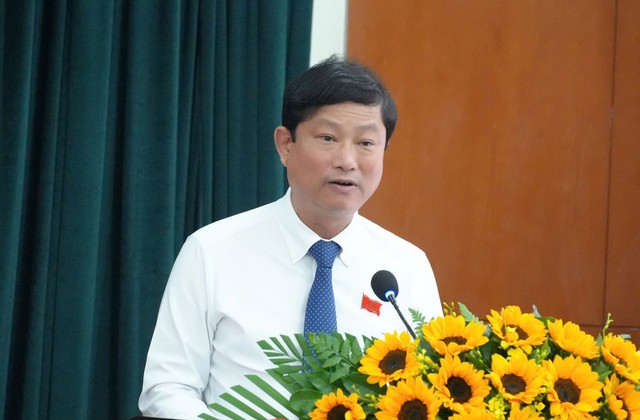 HĐND Thành phố thông qua nhiều chính sách an sinh xã hội, chế độ cho cán bộ công chức - Ảnh 1. HĐND Thành phố thông qua nhiều chính sách an sinh xã hội, chế độ cho cán bộ công chức - Ảnh 1.